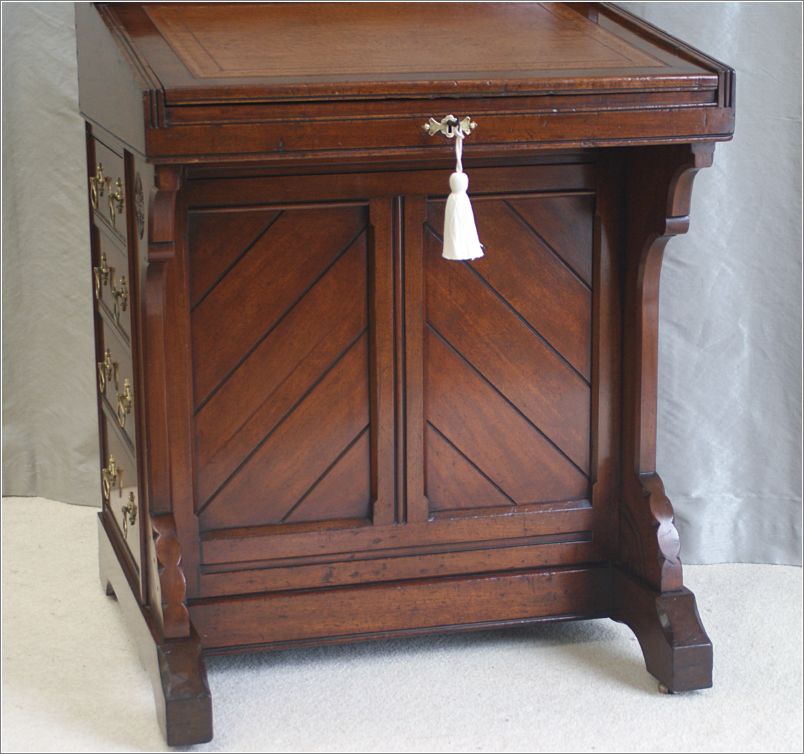 4027 Antique Walnut Arts & Crafts Davenport Desk (6)